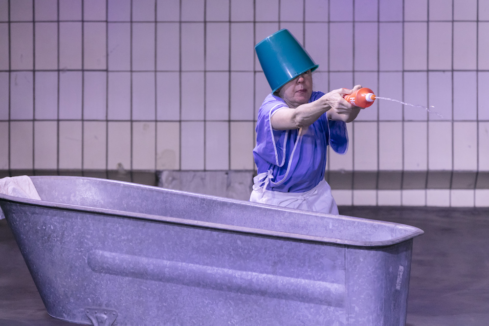 Luftschwimmen - luftspritzen Moment